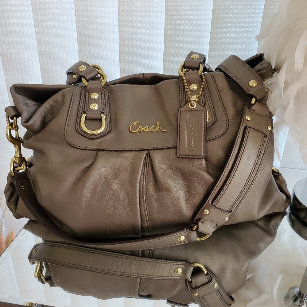 EUC Coach Ashley East West Bronze Shoulder Hand Carry Bag